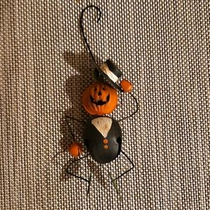 Halloween Metal Decor